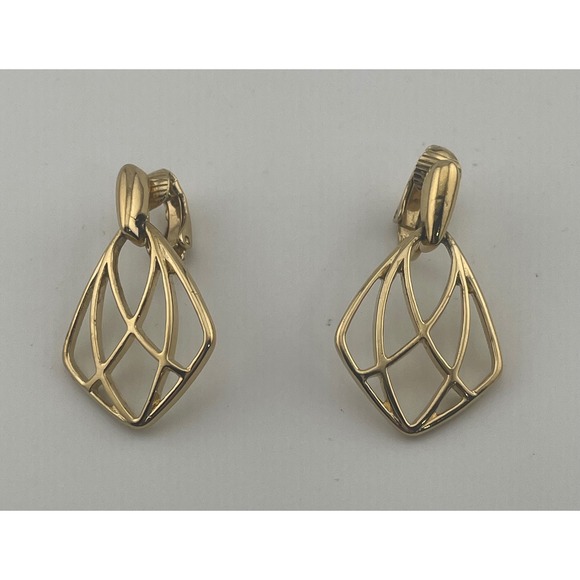 Trifari Jewelry - Crown Trifari Gold Tone Geometric Diamond Shape Clip On Earrings Elegant Vintage